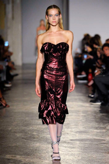 Fotoservizio/SS 2018/WOMEN/FRANCESCO SCOGNAMIGLIO/DP2/5
