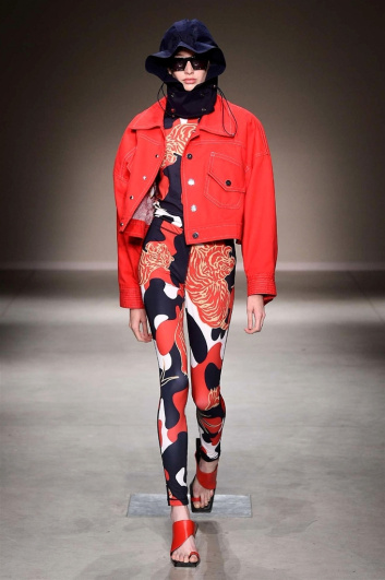 Fotoservizio/SS 2018/WOMEN/ANGEL CHEN/DP2/2