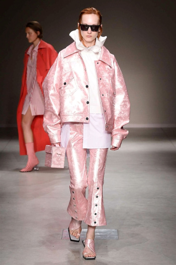 Fotoservizio/SS 2018/WOMEN/ANGEL CHEN/DP2/0