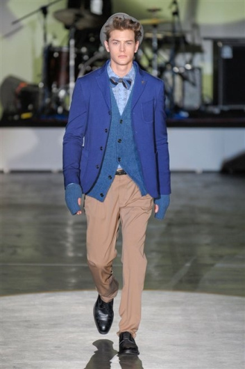 Fotoservizio/FW 2012-2013/MEN/ICEBERG/D1/24