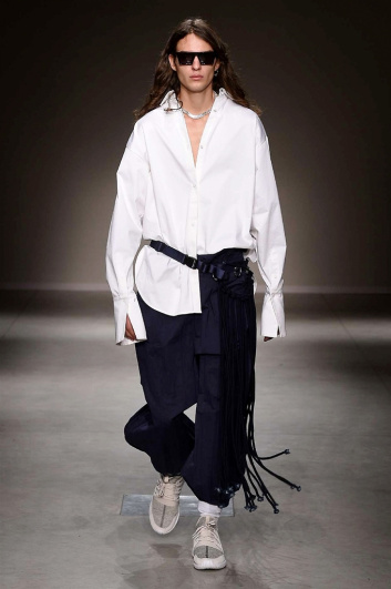 Fotoservizio/SS 2018/WOMEN/ANGEL CHEN/DP2/3