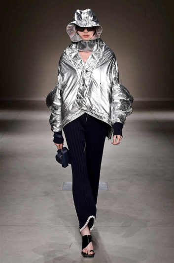 Fotoservizio/SS 2018/WOMEN/ANGEL CHEN/DP2/4