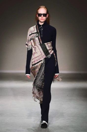 Fotoservizio/SS 2018/WOMEN/ANGEL CHEN/DP2/9