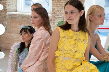 Fotoservizio/SS 2018/WOMEN/ALCOOLIQUE/DP2/33