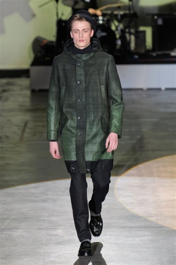 Fotoservizio/FW 2012-2013/MEN/ICEBERG/D1/36