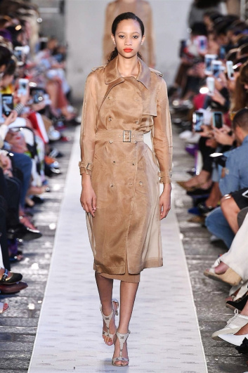 Fotoservizio/SS 2018/WOMEN/MAX MARA/DP2/1