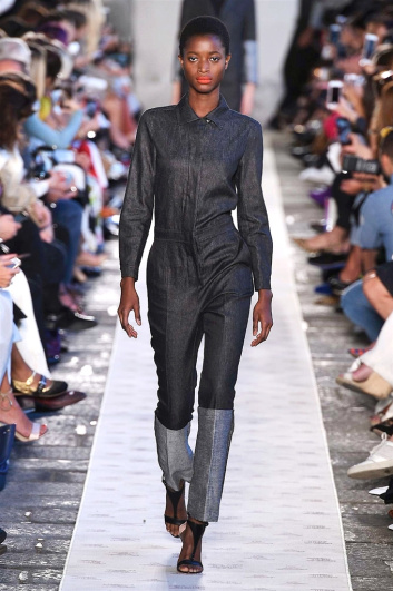Fotoservizio/SS 2018/WOMEN/MAX MARA/DP2/1
