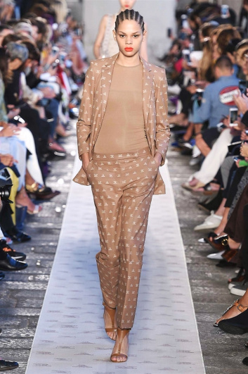 Fotoservizio/SS 2018/WOMEN/MAX MARA/DP2/5