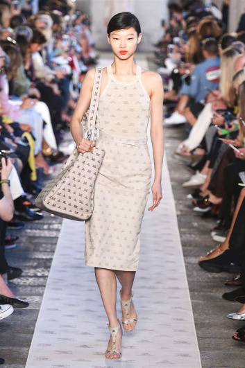 Fotoservizio/SS 2018/WOMEN/MAX MARA/DP2/6