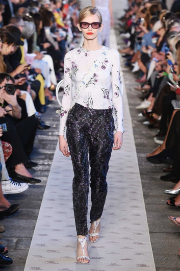 Fotoservizio/SS 2018/WOMEN/MAX MARA/DP2/15