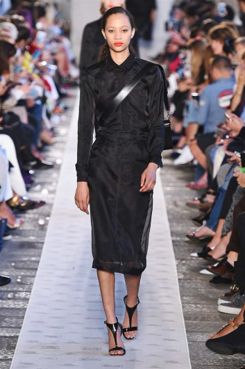 Fotoservizio/SS 2018/WOMEN/MAX MARA/DP2/6