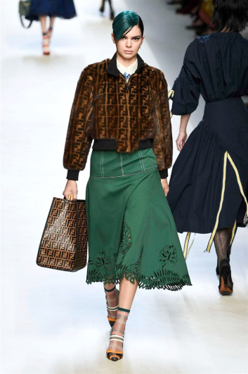 Fotoservizio/SS 2018/WOMEN/FENDI/DP2/12