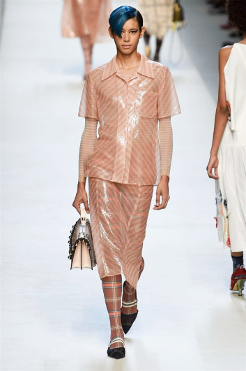 Fotoservizio/SS 2018/WOMEN/FENDI/DP2/8