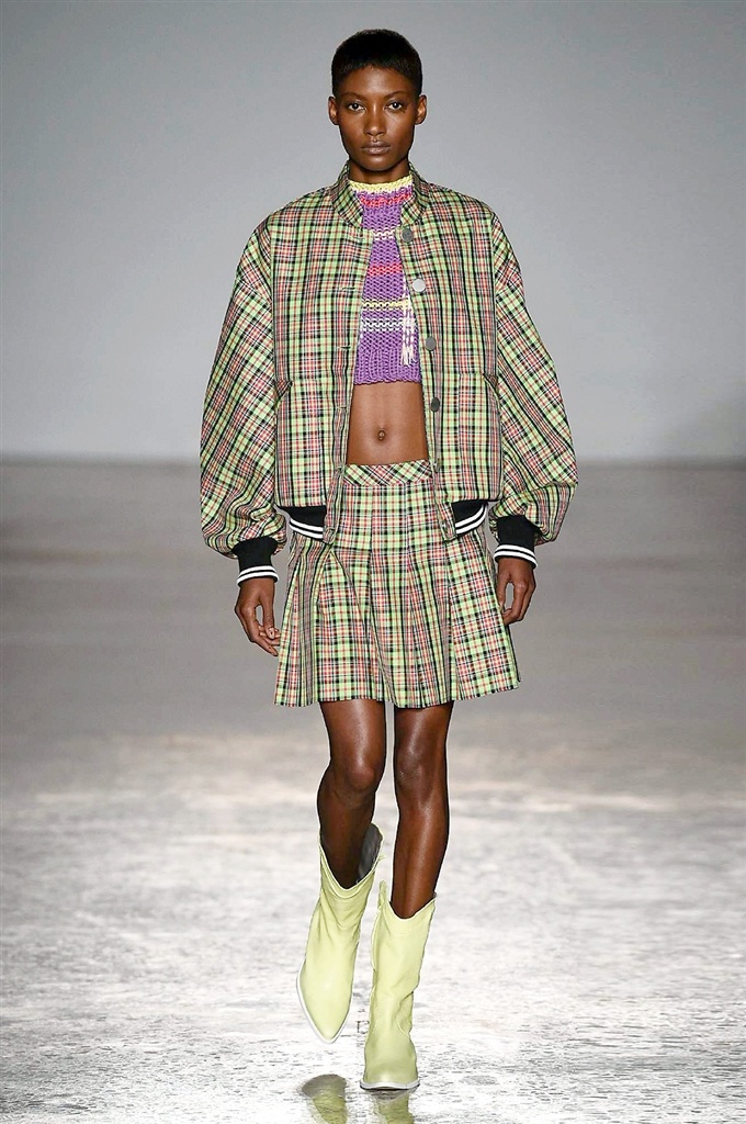 Fotoservizio/SS 2018/WOMEN/CRISTIANO BURANI/DP2/9