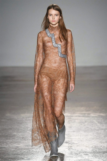 Fotoservizio/SS 2018/WOMEN/CRISTIANO BURANI/DP2/3