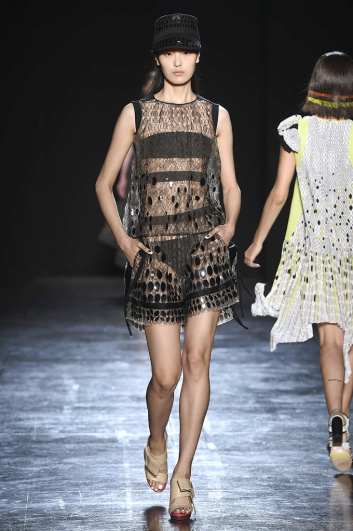 Fotoservizio/SS 2018/WOMEN/BYBLOS MILANO/DP2/8