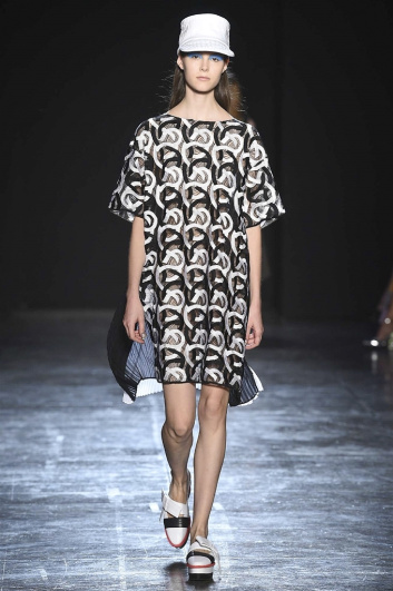 Fotoservizio/SS 2018/WOMEN/BYBLOS MILANO/DP2/11