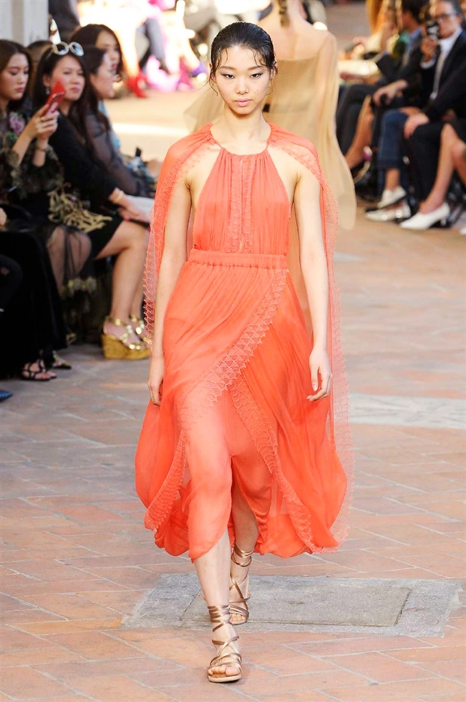 Fotoservizio/SS 2018/WOMEN/ALBERTA FERRETTI/DP2/4