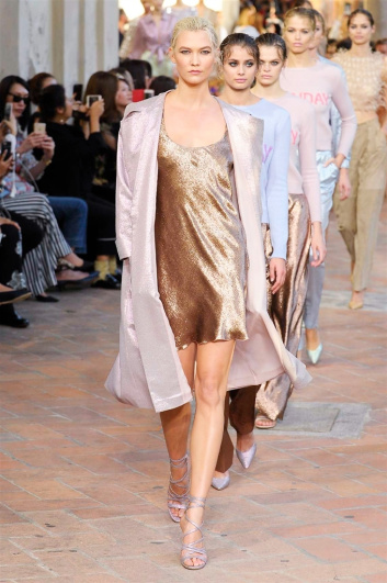 Fotoservizio/SS 2018/WOMEN/ALBERTA FERRETTI/DP2/5