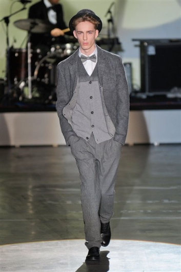 Fotoservizio/FW 2012-2013/MEN/ICEBERG/D1/14