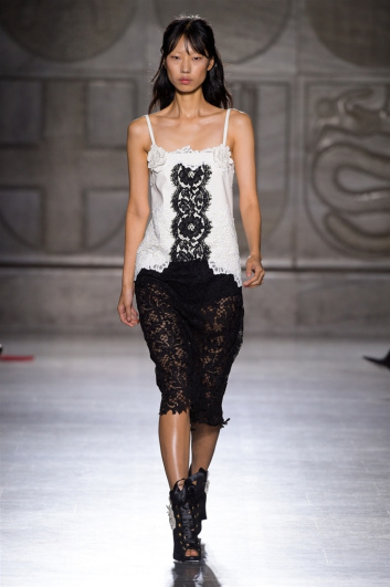 Fotoservizio/SS 2018/WOMEN/FAUSTO PUGLISI/DP2/4