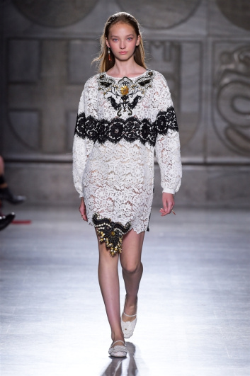 Fotoservizio/SS 2018/WOMEN/FAUSTO PUGLISI/DP2/13