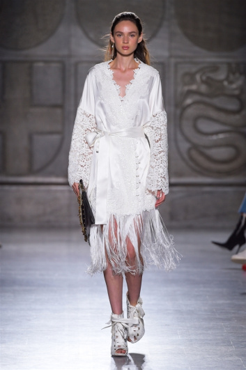 Fotoservizio/SS 2018/WOMEN/FAUSTO PUGLISI/DP2/0