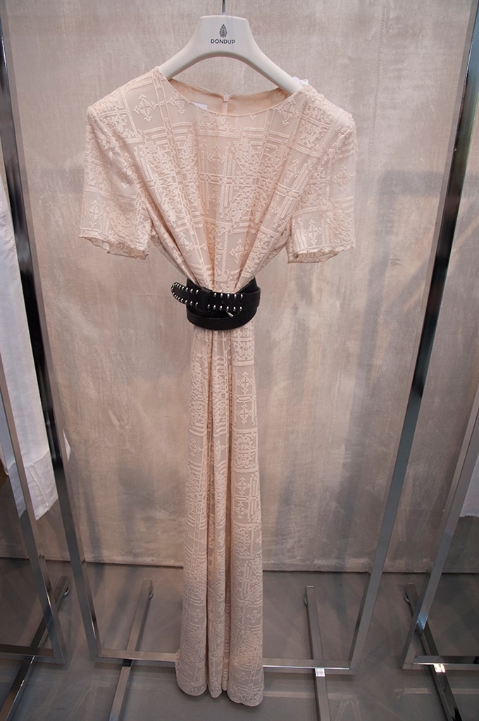 Fotoservizio/SS 2018/WOMEN/DONDUP/DP2/34