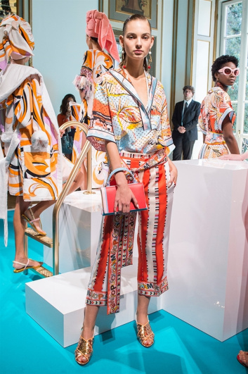 Fotoservizio/SS 2018/WOMEN/EMILIO PUCCI/DP2/2