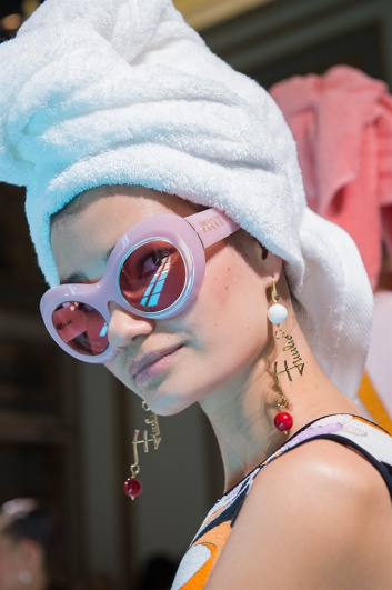 Fotoservizio/SS 2018/WOMEN/EMILIO PUCCI/DP2/10