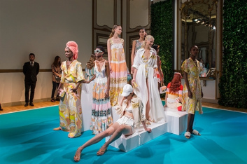 Fotoservizio/SS 2018/WOMEN/EMILIO PUCCI/DP2/38