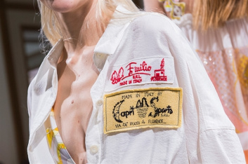 Fotoservizio/SS 2018/WOMEN/EMILIO PUCCI/DP2/51