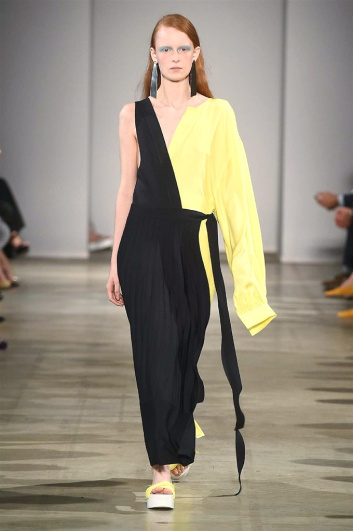 Fotoservizio/SS 2018/WOMEN/ANTEPRIMA/DP2/1