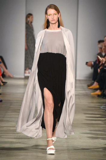 Fotoservizio/SS 2018/WOMEN/ANTEPRIMA/DP2/1