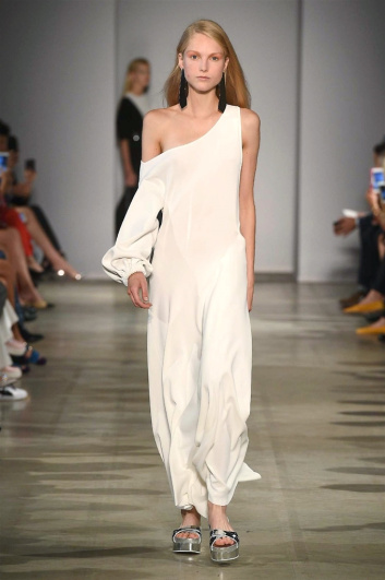 Fotoservizio/SS 2018/WOMEN/ANTEPRIMA/DP2/0