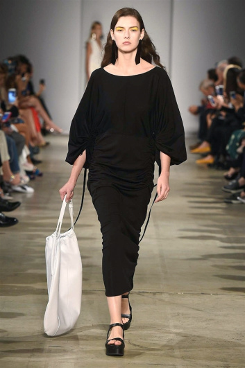 Fotoservizio/SS 2018/WOMEN/ANTEPRIMA/DP2/4