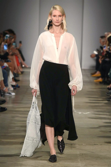 Fotoservizio/SS 2018/WOMEN/ANTEPRIMA/DP2/6