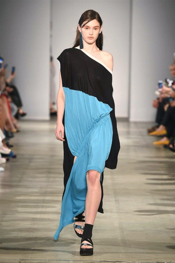Fotoservizio/SS 2018/WOMEN/ANTEPRIMA/DP2/0