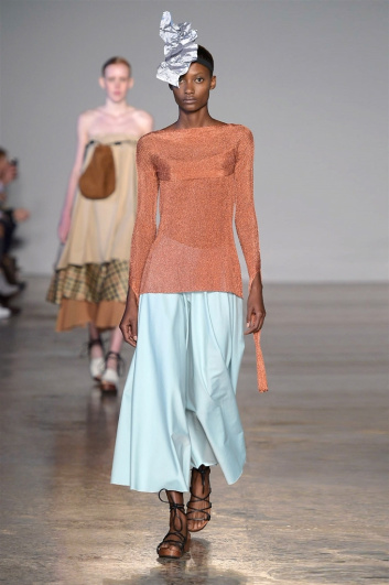 Fotoservizio/SS 2018/WOMEN/LUCIO VANOTTI/DP2/8