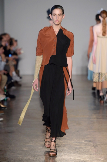 Fotoservizio/SS 2018/WOMEN/LUCIO VANOTTI/DP2/2