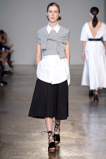 Fotoservizio/SS 2018/WOMEN/LUCIO VANOTTI/DP2/13