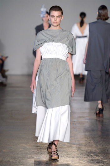 Fotoservizio/SS 2018/WOMEN/LUCIO VANOTTI/DP2/14