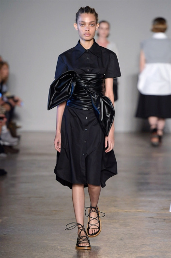 Fotoservizio/SS 2018/WOMEN/LUCIO VANOTTI/DP2/16