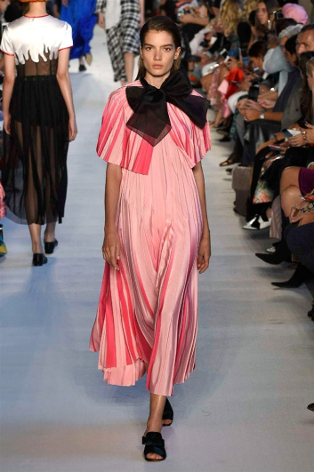 Fotoservizio/SS 2018/WOMEN/VIVETTA/DP2/15