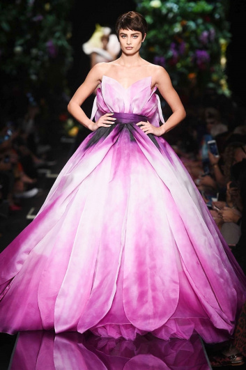 Fotoservizio/SS 2018/WOMEN/MOSCHINO/DP2/0