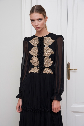 Fotoservizio/SS 2018/WOMEN/VLADIMIRO GIOIA/DP2/17