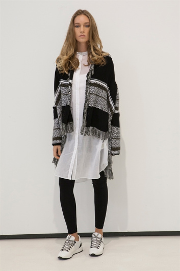 Fotoservizio/SS 2018/WOMEN/WOOLRICH JOHN RICH & BROS/DP2/12