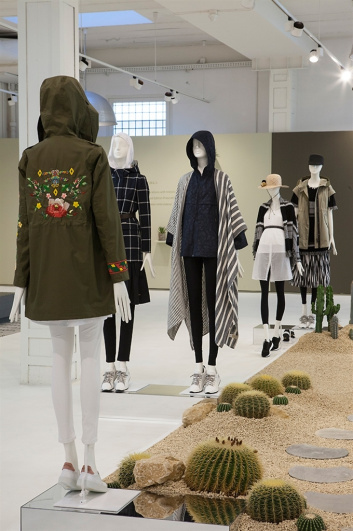 Fotoservizio/SS 2018/WOMEN/WOOLRICH JOHN RICH & BROS/DP2/19