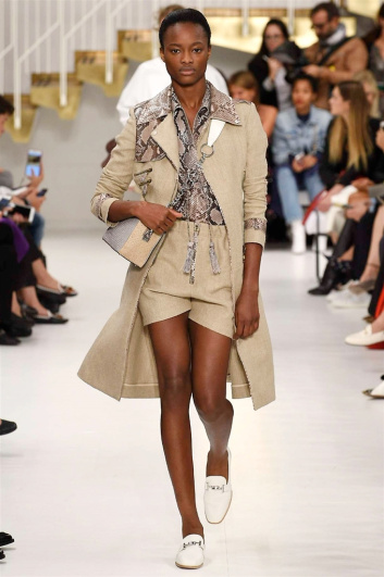 Fotoservizio/SS 2018/WOMEN/TOD'S/DP2/3