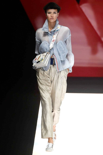 Fotoservizio/SS 2018/WOMEN/GIORGIO ARMANI/DP2/0